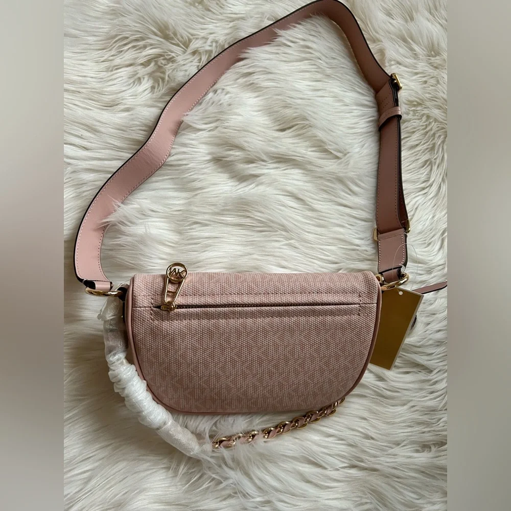 $258 Retail New! Michael Kors sling Messenger bag - Picture 10 of 16
